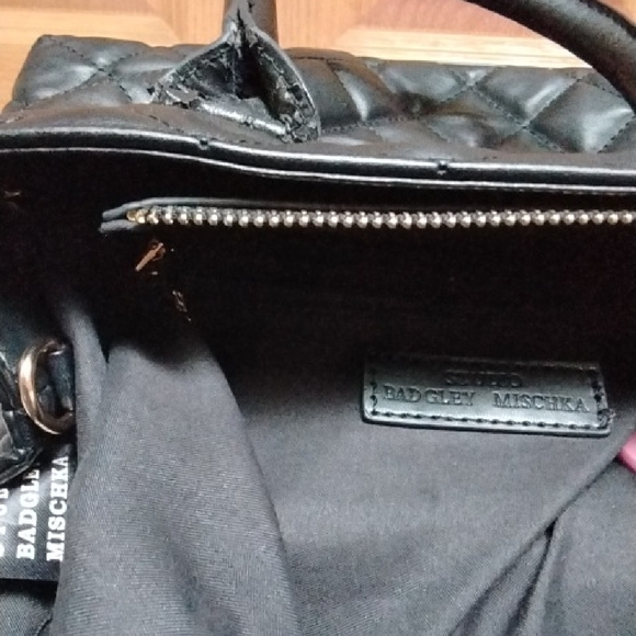 Studio Badgley Mischka Chic Black Quilted Satchel - Picture 7 of 8